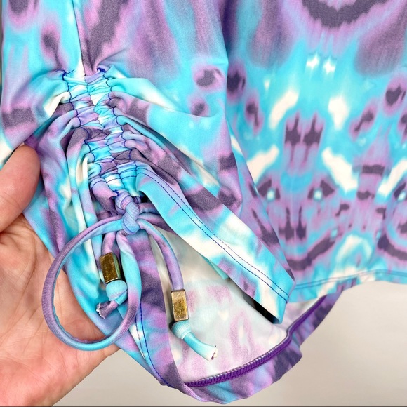 MAR BY VIX Tie-Dye Swim Top Rash Guard / Large / Turquoise & Purple - Picture 4 of 11